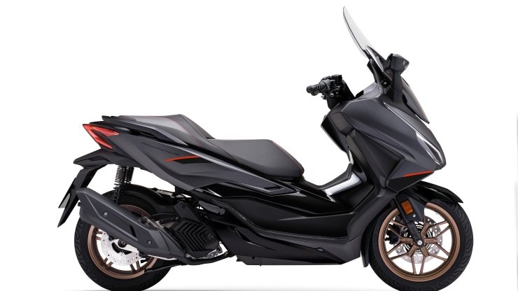 NSS125 Forza 
